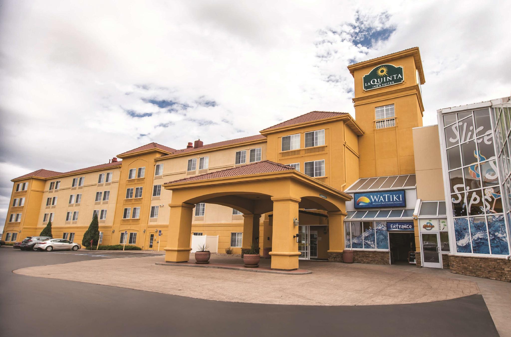 La Quinta Inn And Suites By Wyndham At Watiki Waterpark Rapid Stadt Exterior foto