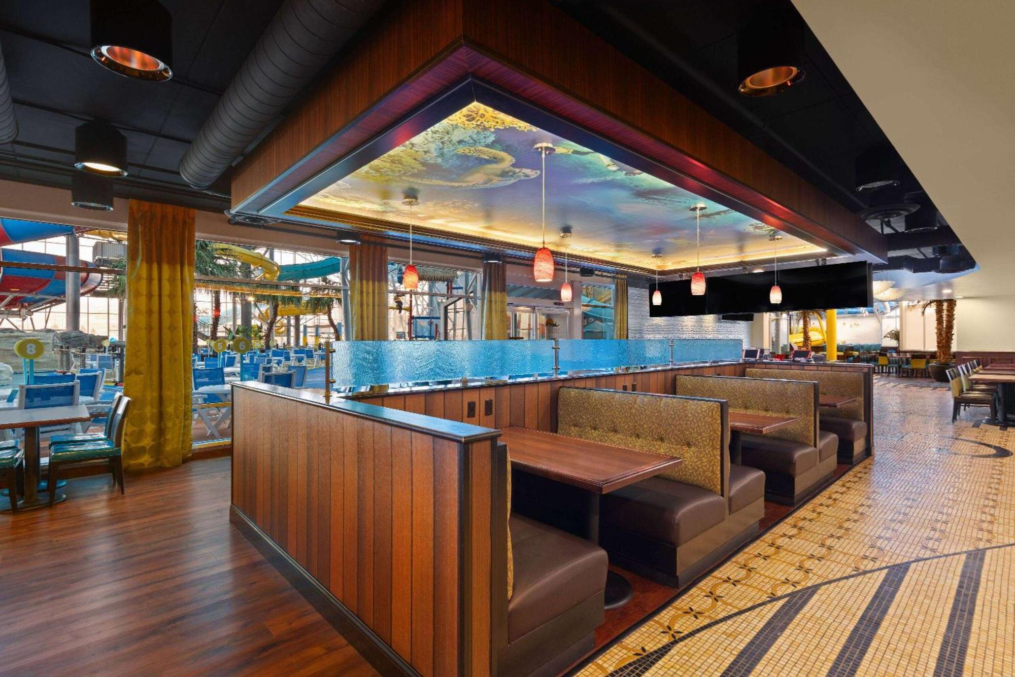 La Quinta Inn And Suites By Wyndham At Watiki Waterpark Rapid Stadt Exterior foto